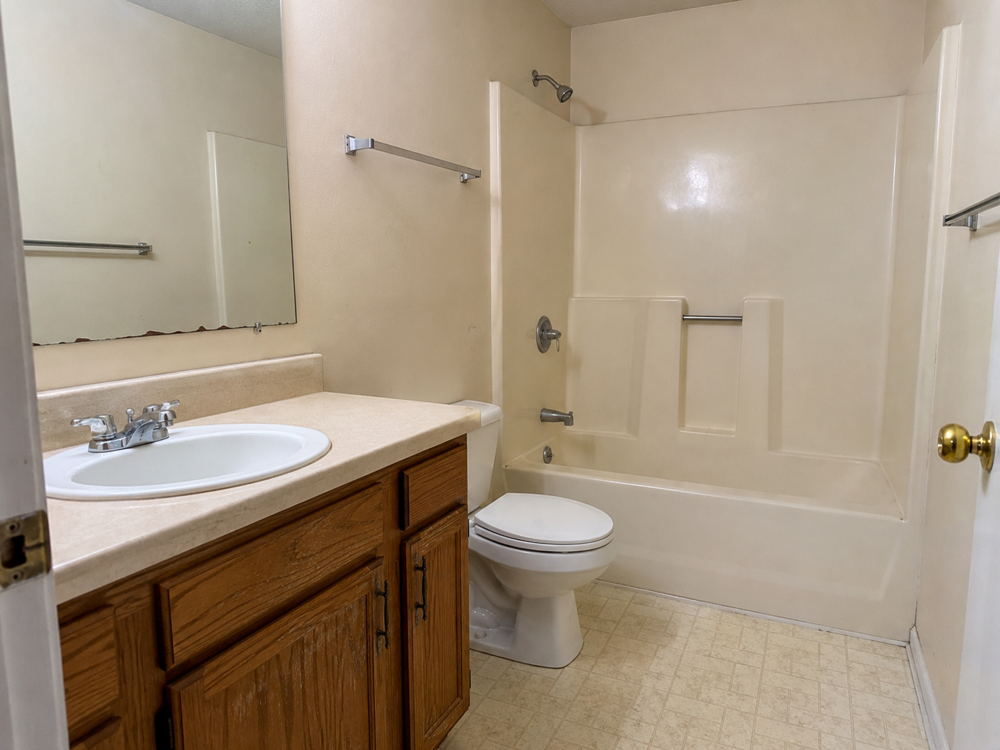 Bathroom before remodel